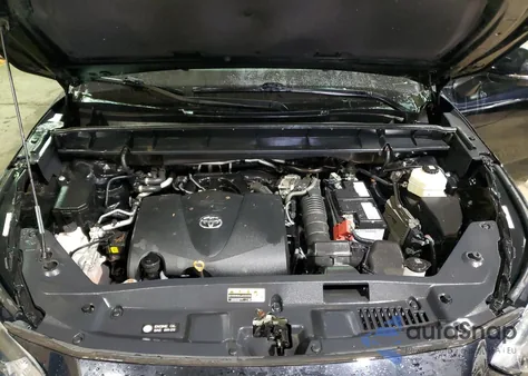 2021 Toyota Highlander Xle z USA, uszkodzony, nr VIN 5TDGZRBH3MS109969